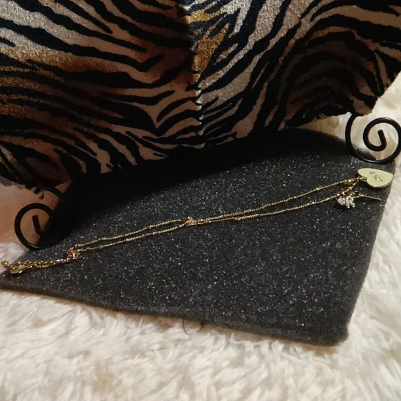 NWOT station necklace - Picture 2 of 6